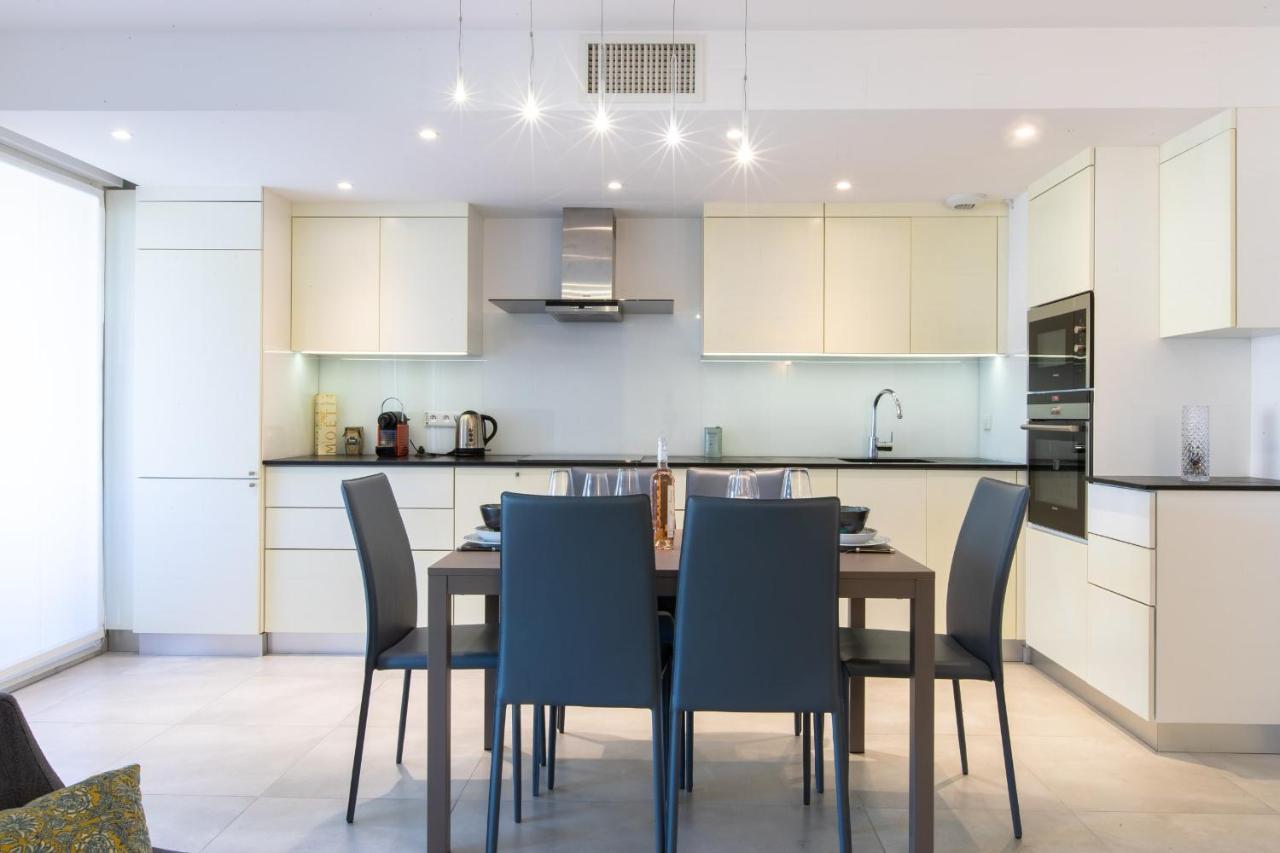 Renovated 2-Br Apartment With Terrace And Pool Канны Экстерьер фото